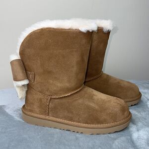 UGG KIDS CLASSIC MINI II Cuffed bow
